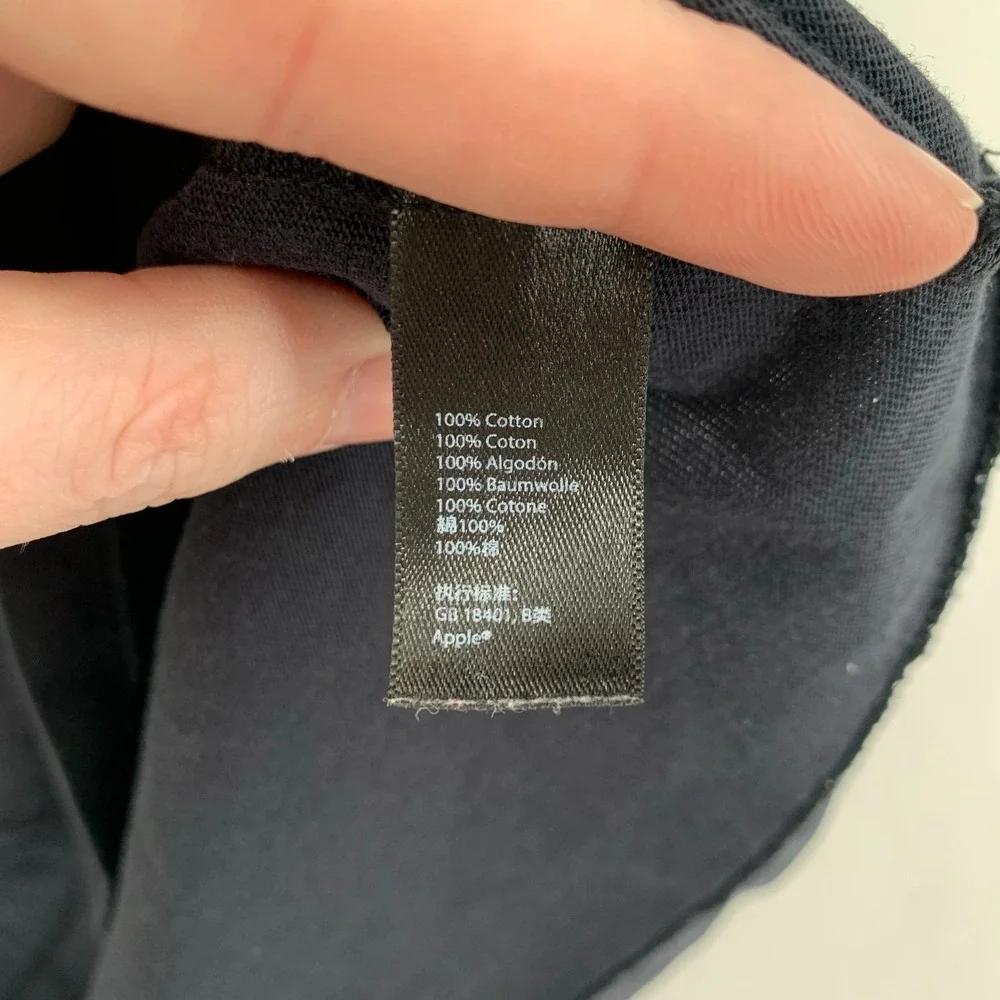Apple Campus Zippered Mouth Emoji Black TShirt SZ L Rare Employees Only Collect‎ - Picture 7 of 10